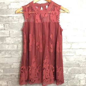 Sleeveless dress shirt